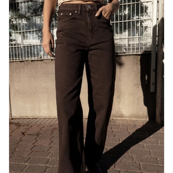 Mom Fit High Waist Brown Jeans - Picture 2 of 7